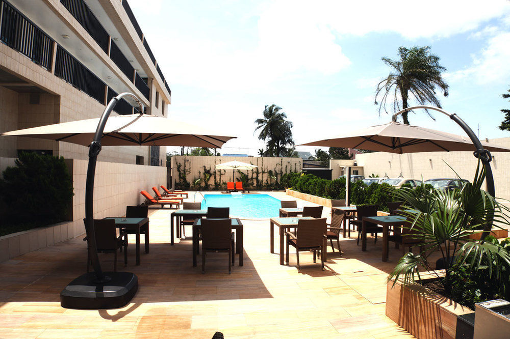 Star Land Hotel Bonapriso Douala Esterno foto