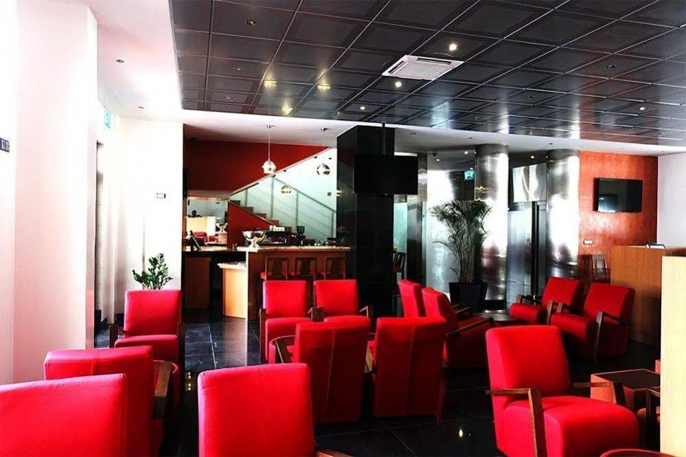 Star Land Hotel Bonapriso Douala Esterno foto